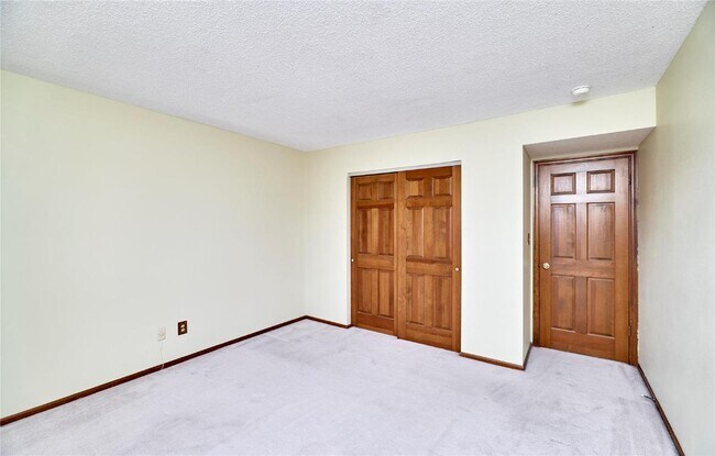 Building Photo - 2304 Yellowstone Park Ct