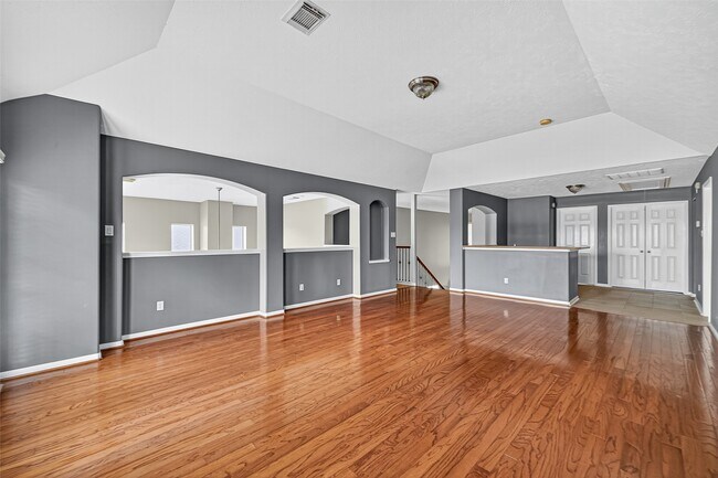 Building Photo - 10815 Lake Raven Ct
