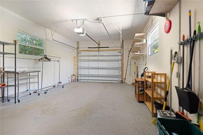 Building Photo - 195 NW 96th St