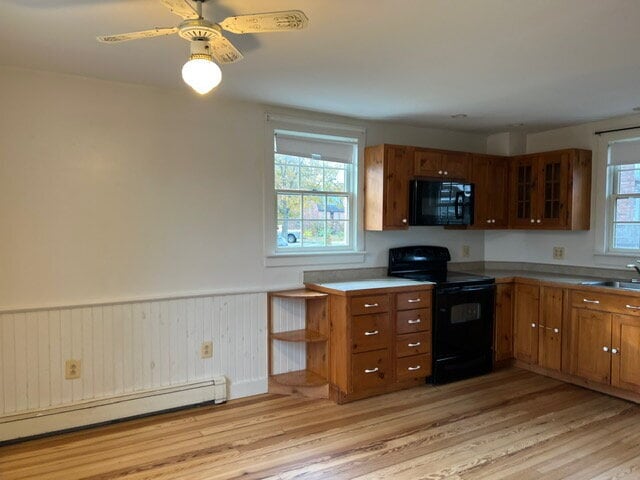 Building Photo - Charming Single Home!