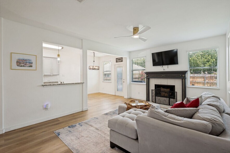Building Photo - 1006 Partridge Dr