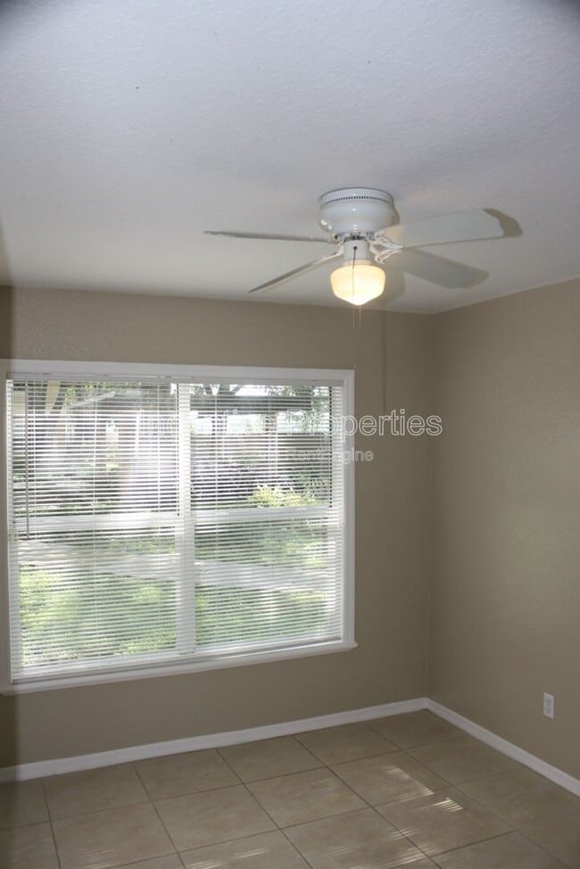 Building Photo - 7606 Pissarro Dr