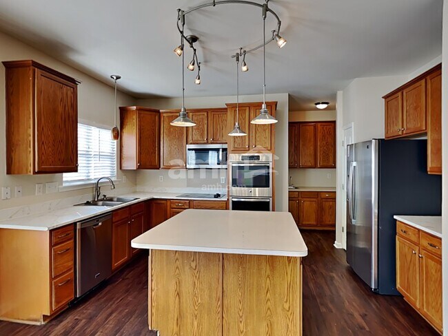 Building Photo - 105 Riverfront Pky