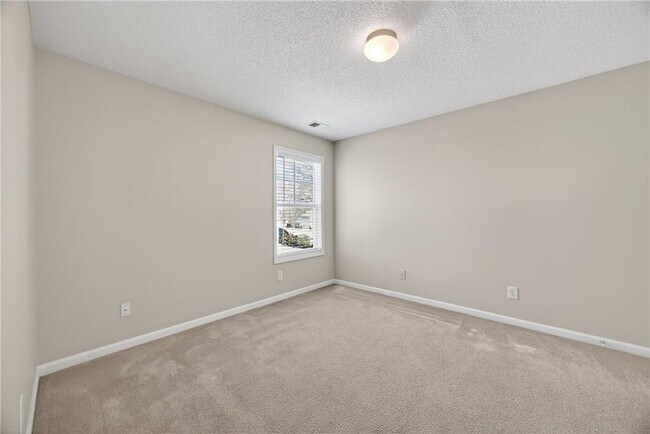 Building Photo - 760 Franklin Mill Trace