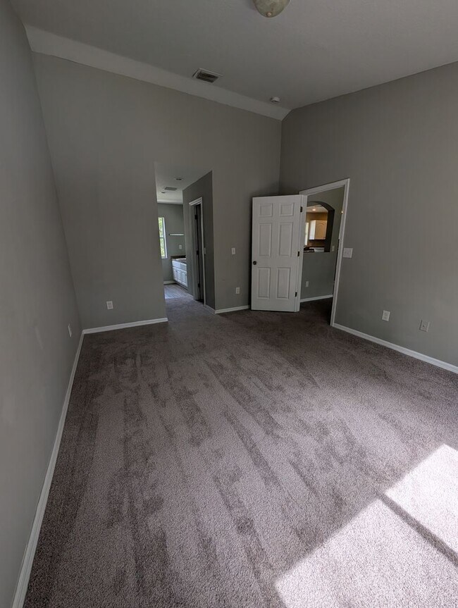 Building Photo - 9019 Cochise Ln