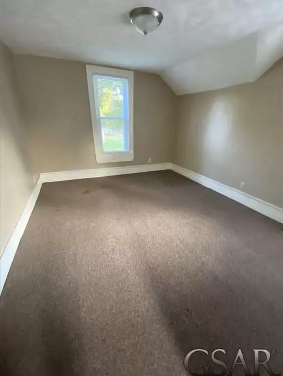 Building Photo - Elizabeth