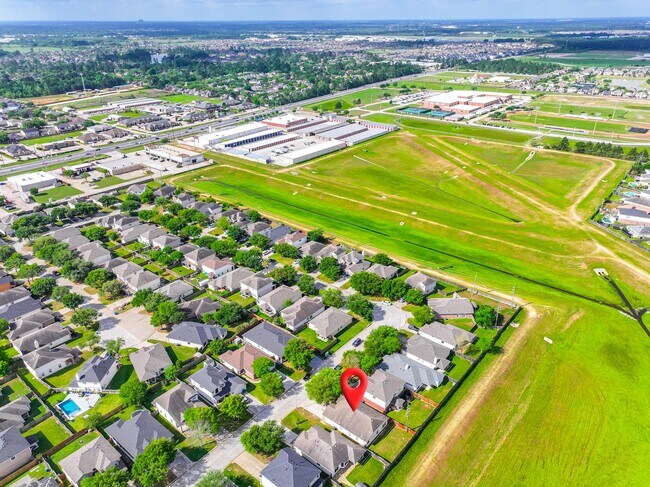 Building Photo - 6526 Bella Noche Dr