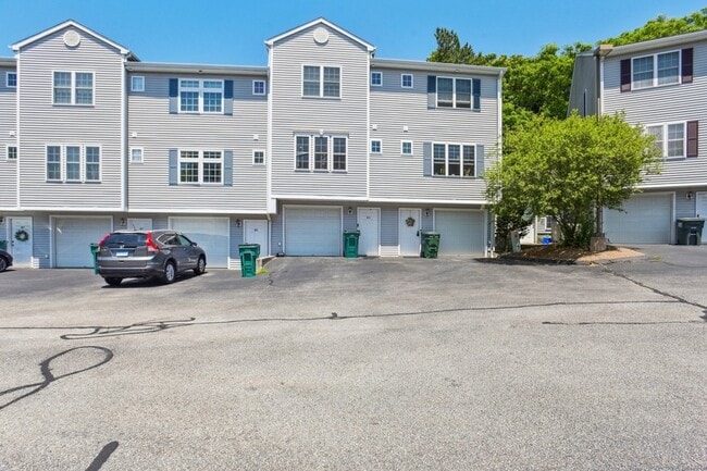 Building Photo - 43 Harbor View Ln