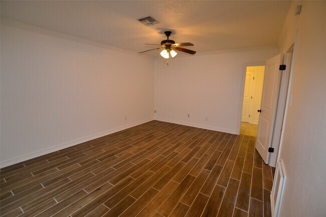 Building Photo - 14314 Piping Rock Ln