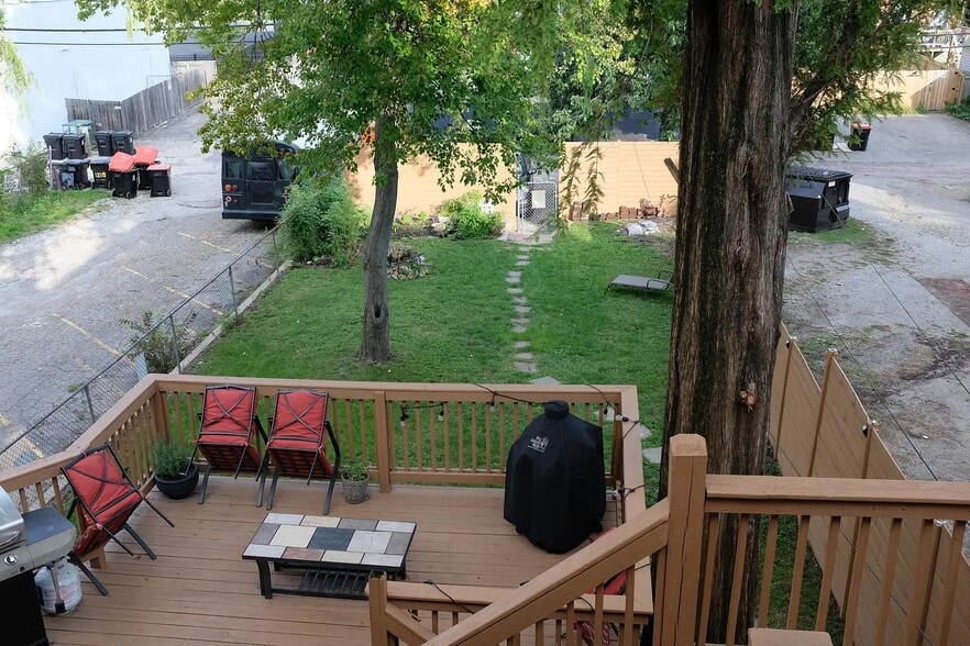 Building Photo - 1221 S 4th St