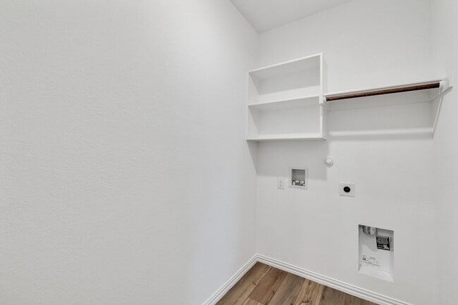 Building Photo - 1500 Van Gogh Dr