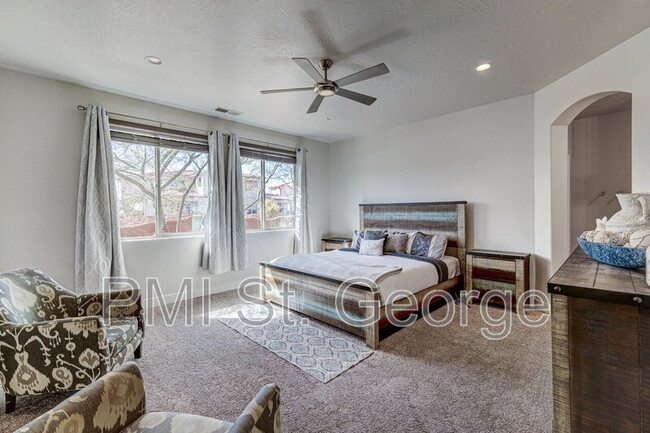 Building Photo - 2823 Kenzies Way