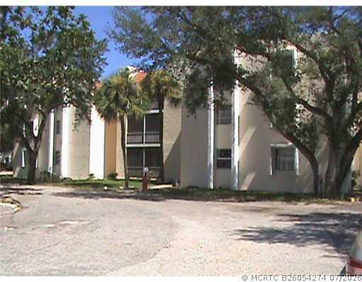 Building Photo - 604 NW 13th St