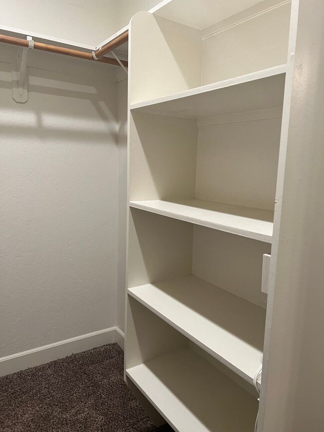 Building Photo - Charming 3 bedroom 2 bathroom with an office, located in Quail Run