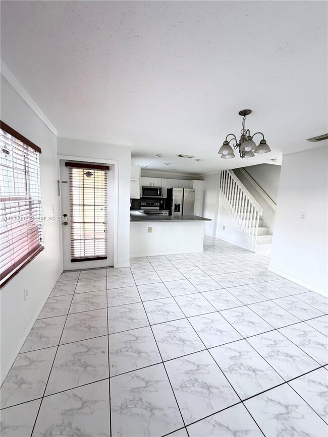 Building Photo - 6880 SW 158th Ct