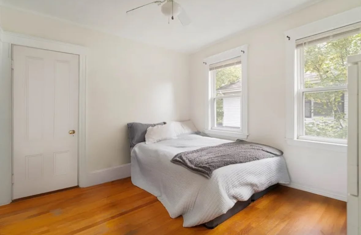 Building Photo - 36 Burgoyne St