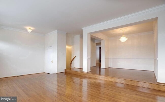 Building Photo - 25859 Kirkwood Square