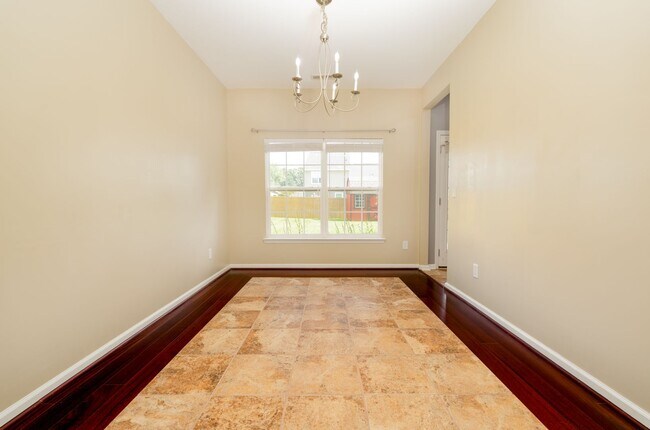 Building Photo - Spacious Living Meets Southern Comfort!