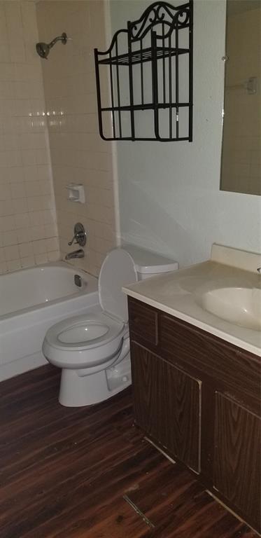 Building Photo - 6401 Deihl Rd