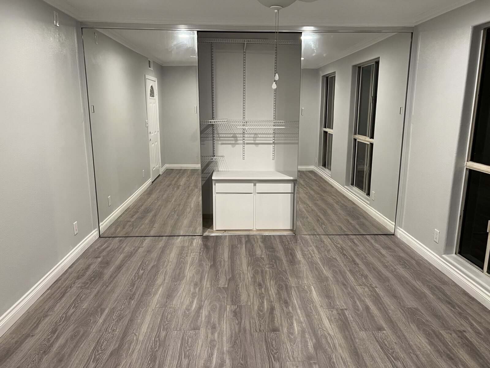 Building Photo - 6160 Whitsett Ave