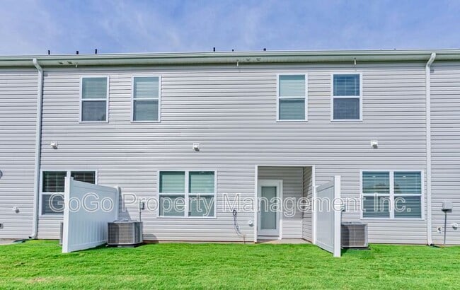 Building Photo - 31 Sunriff CT