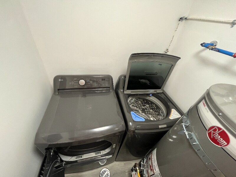 Building Photo - 6876 S 90 E