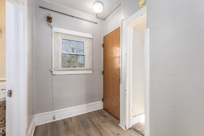 Building Photo - 129 Broadwater Ave