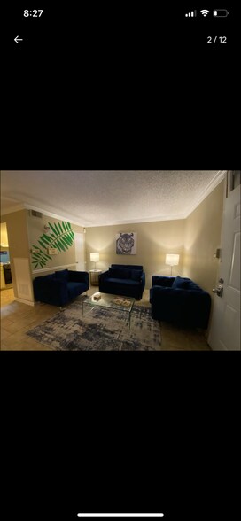 Primary Photo - 3005 Highland Rd