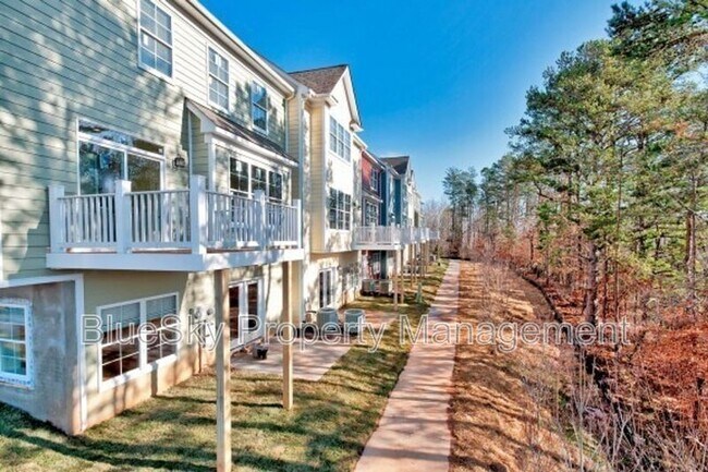 Building Photo - 1570 Wickham Pond Dr