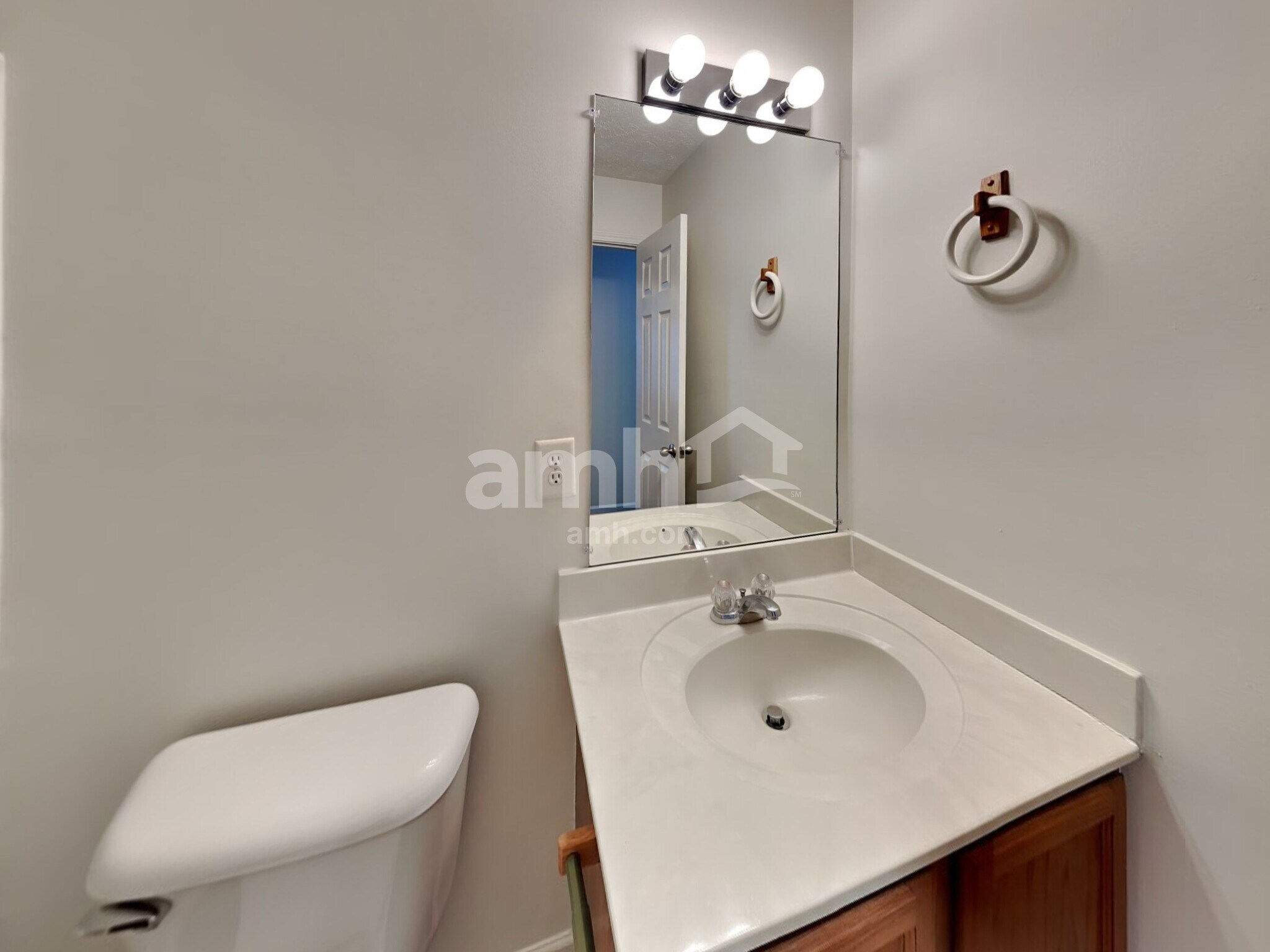 Building Photo - 3429 Boxelder Way