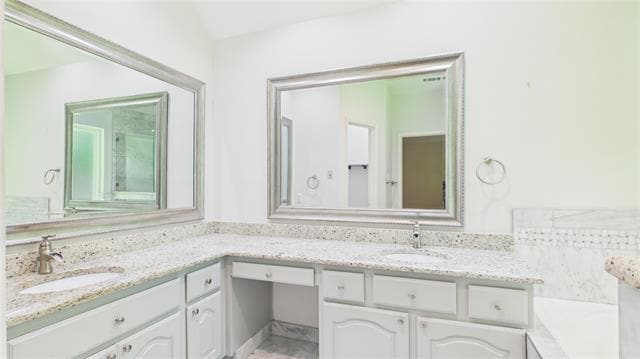 Building Photo - 1405 Meadowbrook Dr