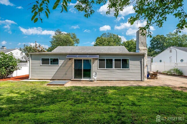 Building Photo - 9 Regent Ct