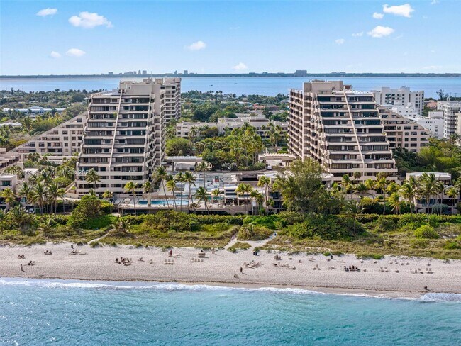 Building Photo - 201 Crandon Blvd