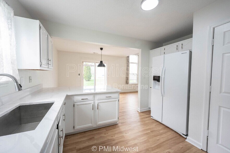 Building Photo - 3822 LimeLight Ln