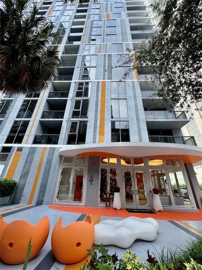 Building Photo - 31 SE 6th St