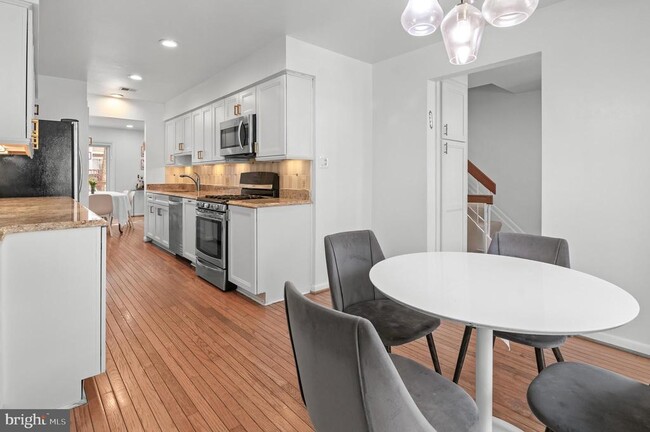 Building Photo - 6939 Copperbend Ln