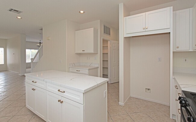 Building Photo - 2159 Island Shore Way