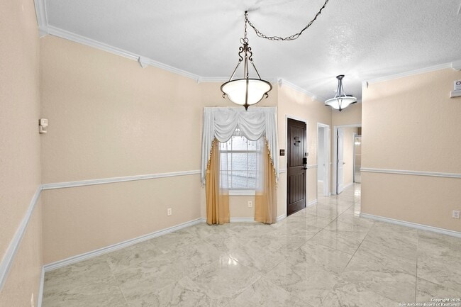 Building Photo - 6739 Tezel Bend