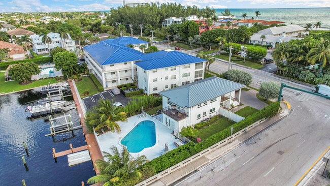 Primary Photo - 1702 S Ocean Blvd