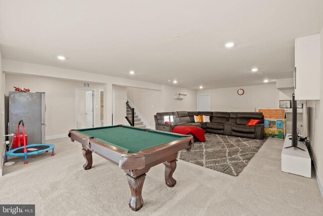 Building Photo - 1281 Backbone Wy