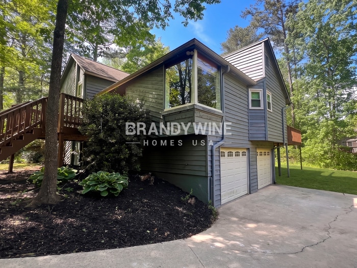 Building Photo - 1704 Hickory Grove Trail NW