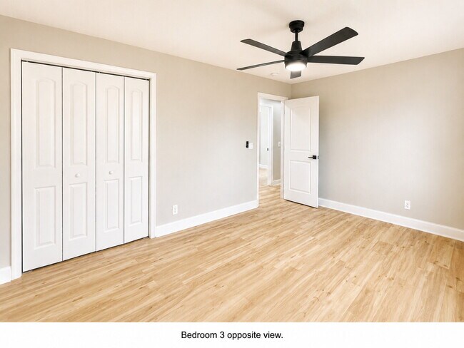Building Photo - NO HOA!!! Pet Friendly!