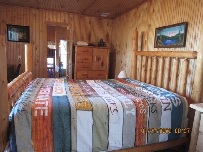 Building Photo - $1,500 - 2 Bedroom / 2 Bath Fully Furnished Cabin with an Amazing View in the Pumpkintown Community