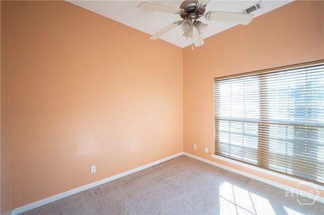 Building Photo - 28 Dunnoman Dr