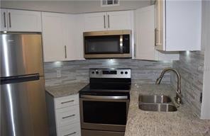 Building Photo - 3950 Atrium Dr