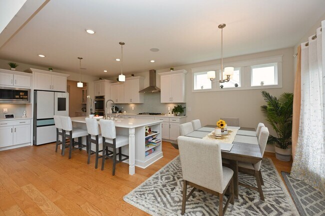 Building Photo - **EXECUTIVE 2022-BUILT HOME IN WILLIAMSON ...