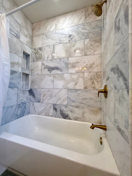 Building Photo - 4869 Inglewood Blvd