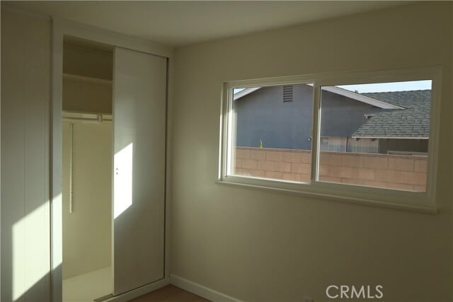 Building Photo - 1124 N Soldano Dr