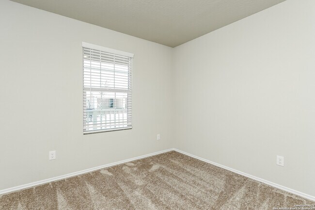 Building Photo - 10634 Borlaug St