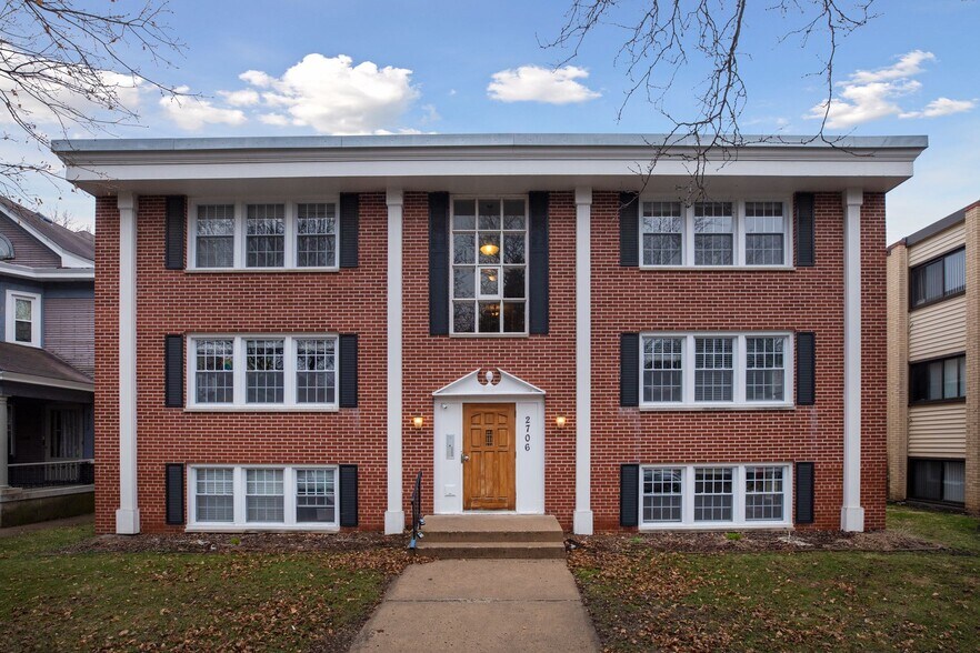 Building Photo - 2706 Humboldt Ave S